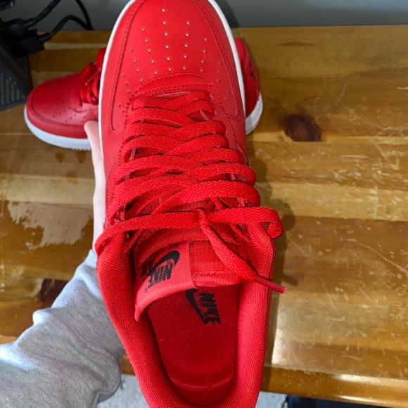 Air Force 1 - Picture 3 of 5